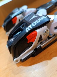 NOVÉ ZJAZDOVÉ SENIORSKÉ RACE VIAZANIE ATOMIC X20 EGA RACE